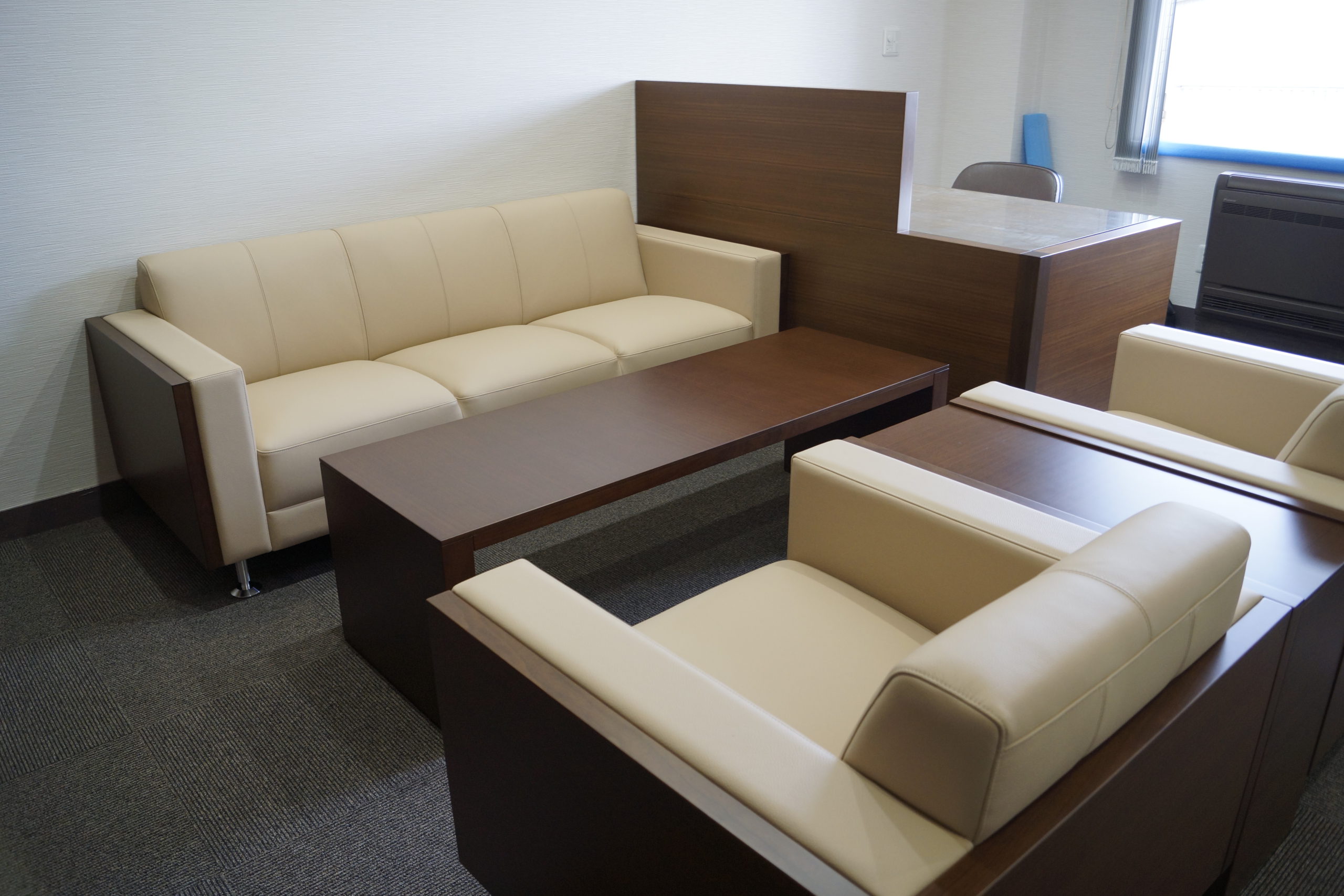 素敵な社長室 大藤建設株式会社 様 カリモク特約店エーアイディー